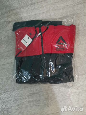 Костюм спортивный