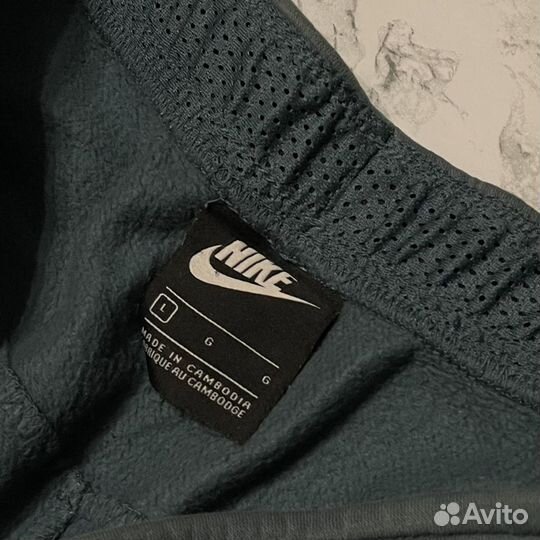 Спортивные штаны Nike