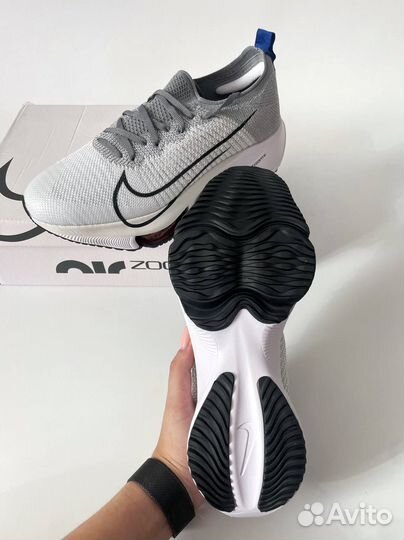 Nike air zoom tempo next Paticle grey