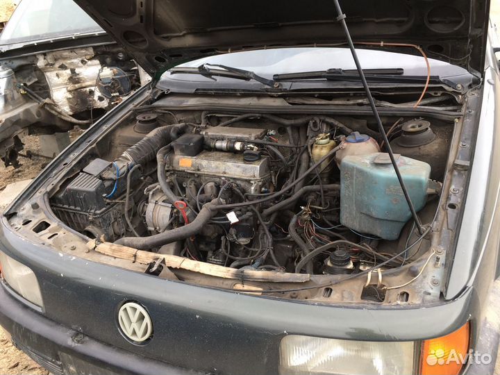 Volkswagen Passat, 1991