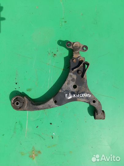Передние нижние рычаги KIA Cerato 2