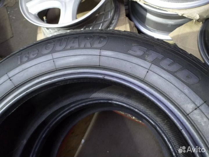 Yokohama Ice Guard IG35 205/60 R16