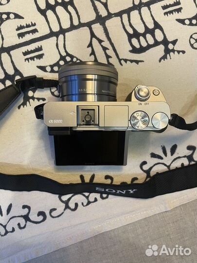 Sony a6000