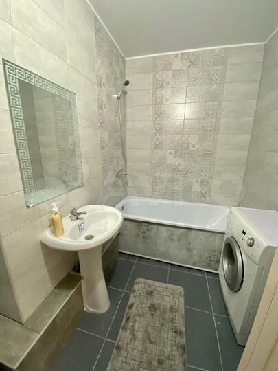 1-к. квартира, 42 м², 7/18 эт.