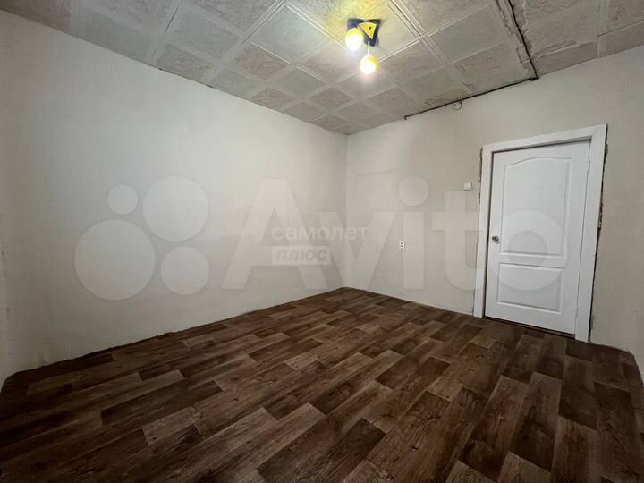 2-к. квартира, 40,7 м², 1/3 эт.