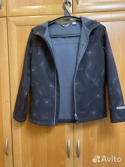 Демисезонные куртки р.140
