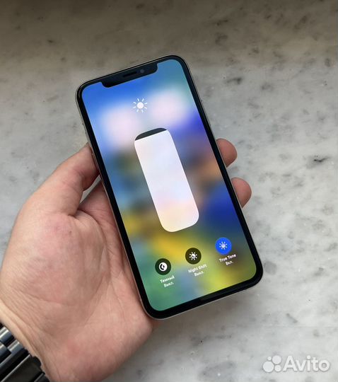 iPhone X, 64 ГБ