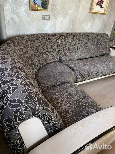 Угловой диван