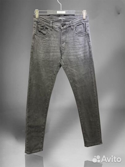 Джинсы Emporio Armani