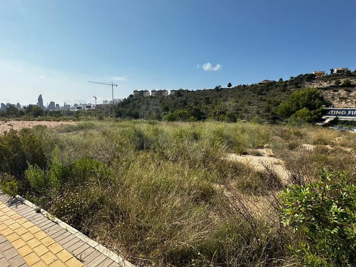 Участок 7718 м² (Испания)