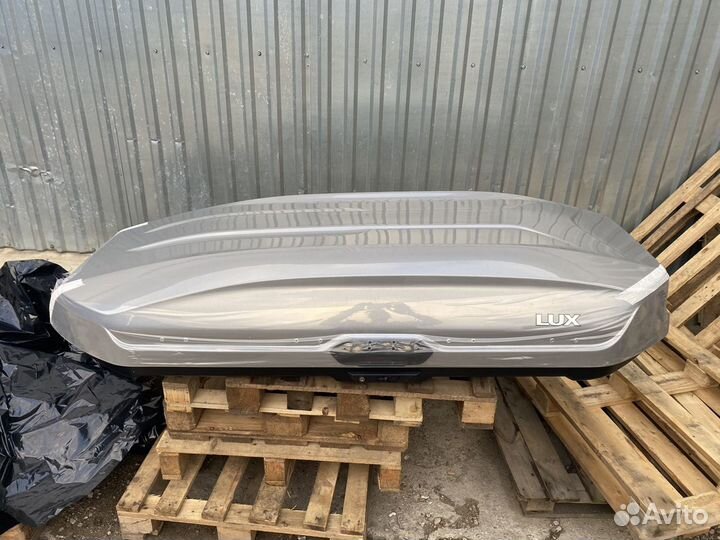 Бокс Lux Tavr 197 см 520 л глянец металлик