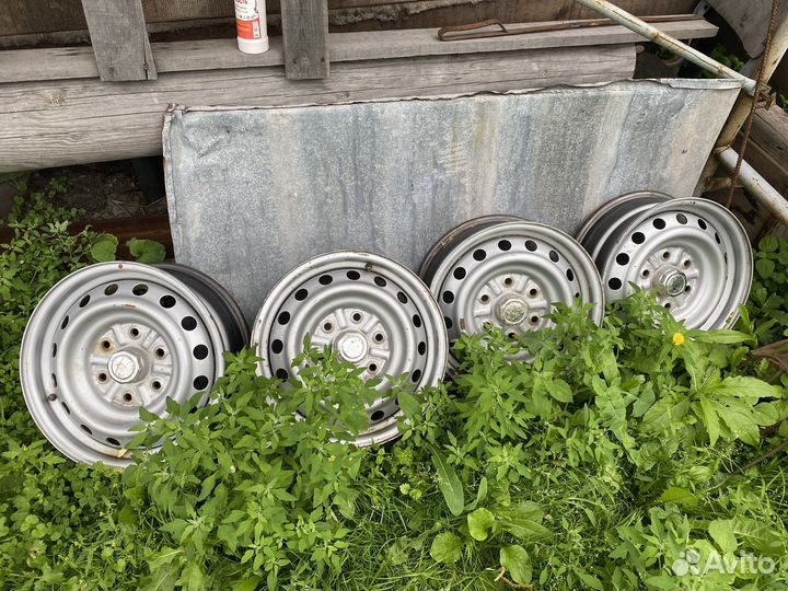 Диски штампованные на l200