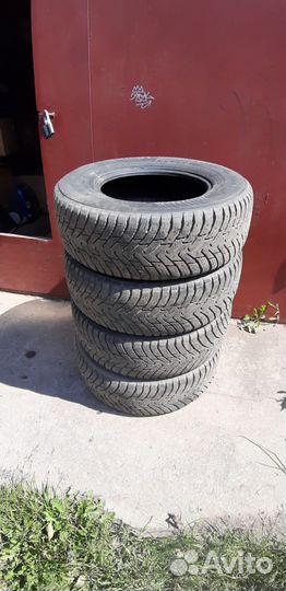 Nokian Tyres Hakkapeliitta 8 SUV 245/70 R16