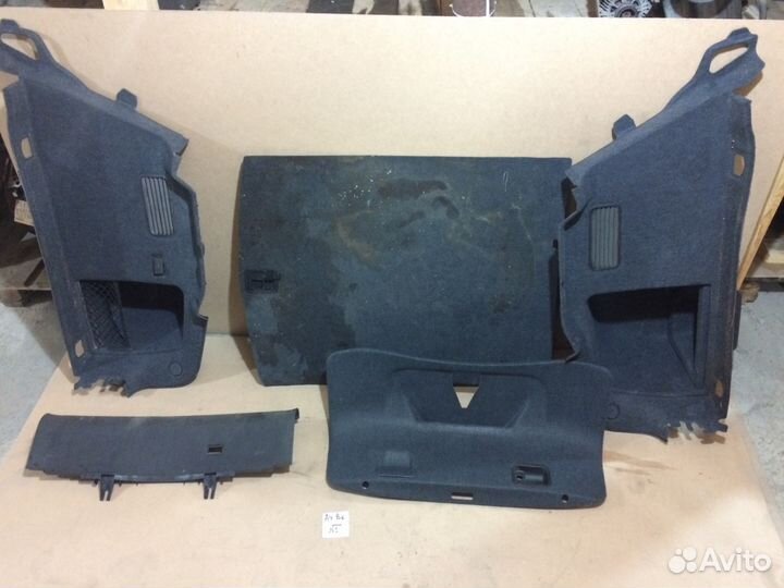 Обшивка и пол багажника audi A4 B6
