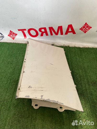 Молдинг на крыло передний правый Mercedes S-Class