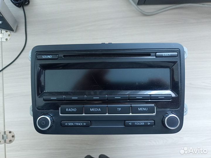 Штатный магнитофон