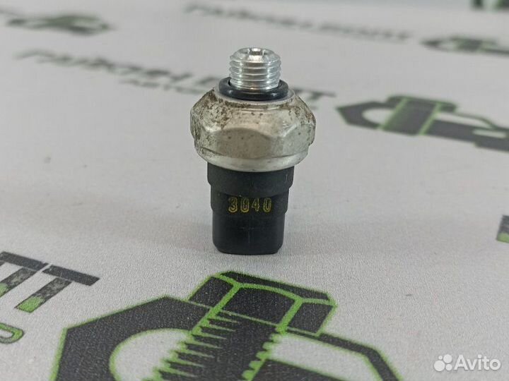 Датчик давления компрессора кондиционера Chevrolet