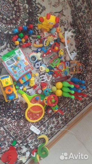 Развивающие игрушки пакетом