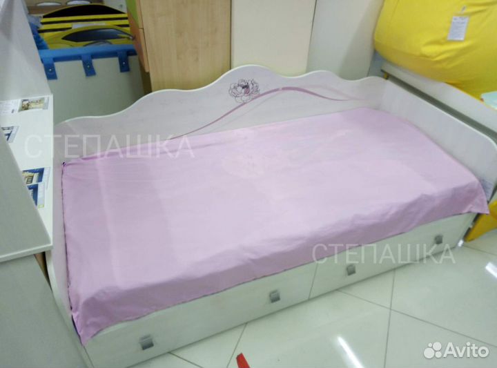 Детские кровать и стол Фэнтези