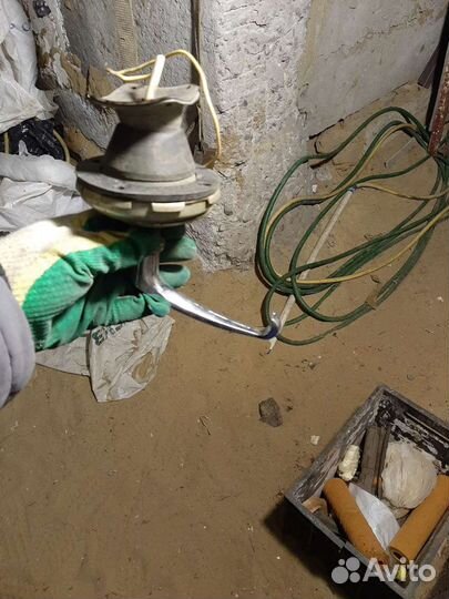 Продаю лампфару на уазик регулируемую