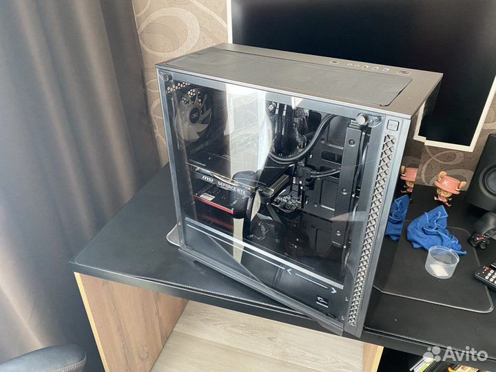 I5-9600K/RTX 2060/32GB/SSD 512GB + HDD 1000GB