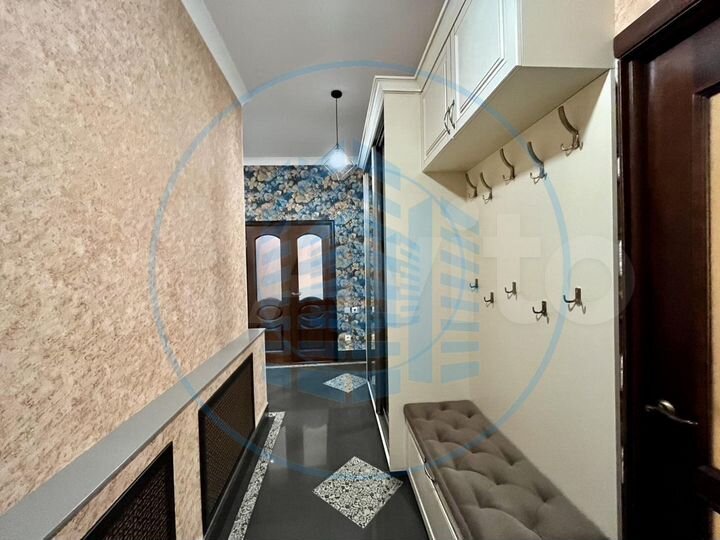 Дом 162,6 м² на участке 2 сот.