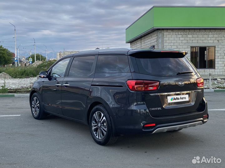 Kia Carnival 2.2 AT, 2019, 58 000 км