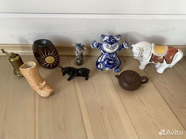 Фарфоровые статуэтки, аромолампа