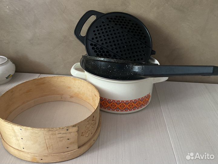 Посуда кухонная утварь