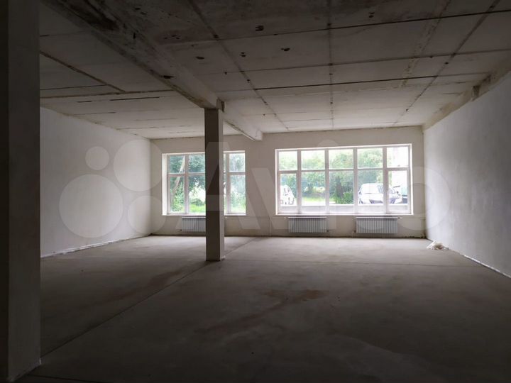 Помещение свобод. назначения 370м