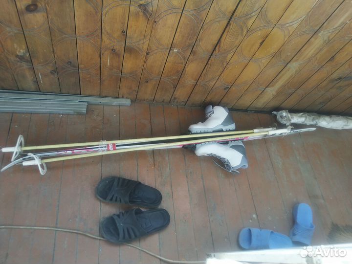 Продам лыжи