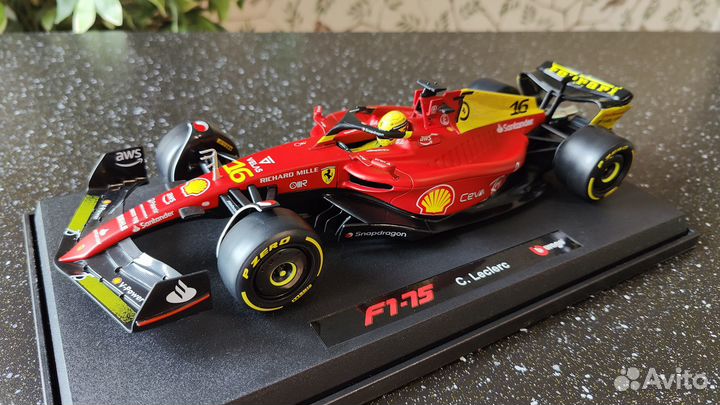 Модель 1:18 Ferrari F1-75 Leclerc 2022 Monza GP