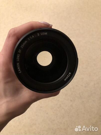 Объектив Canon EF 35 mm f/1.4L II USM