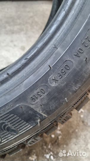 Michelin X-Ice North 4 225/50 R17