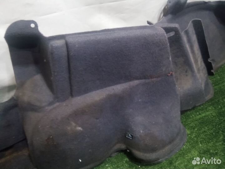 Обшивки багажника Nissan Primera P12 хэтчбек