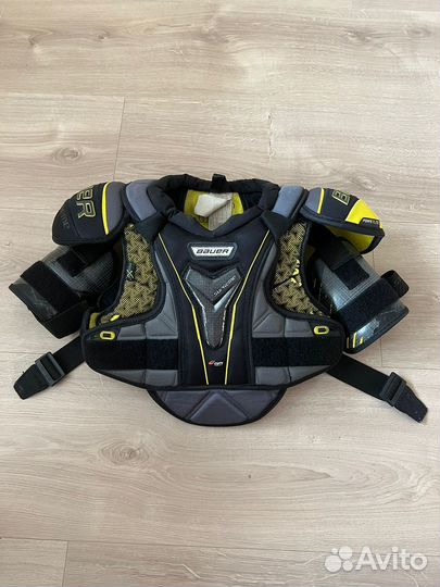 Нагрудник хоккейный bauer supreme
