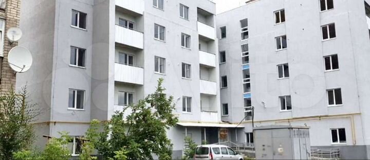 3-к. квартира, 168 м², 1/5 эт.