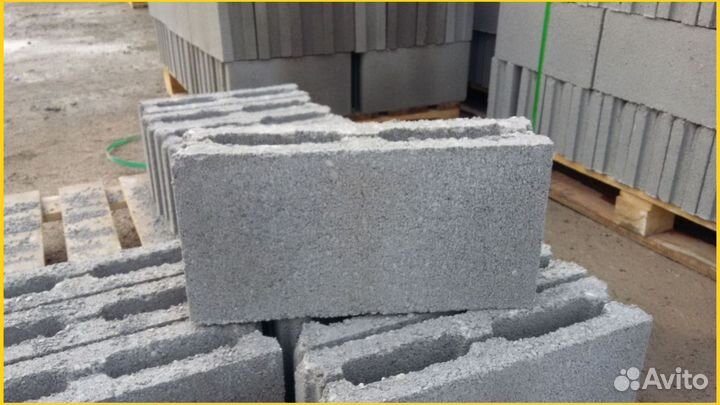 Керамзитобетонный блок полнотелый