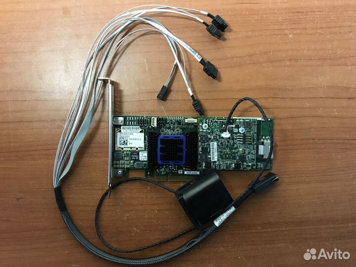 SAS raid контроллер Adaptec raid 6405