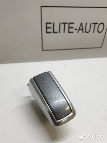 Личинка замка двери передняя правая Lr Range Rover