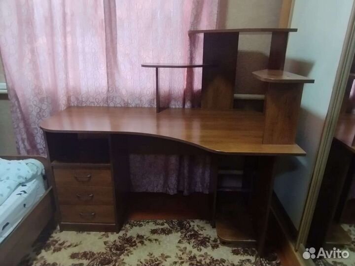 Компьютерный стол бу