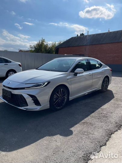 Toyota Camry 2.0 CVT, 2024, 10 км