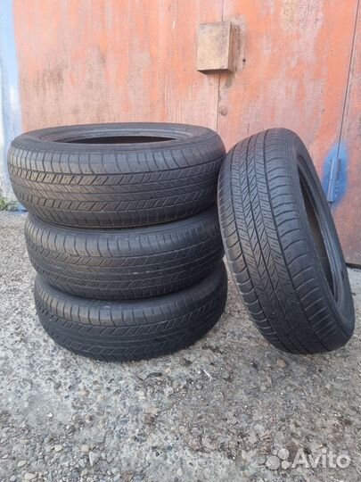 Dunlop Grandtrek ST20 215/60 R17 98