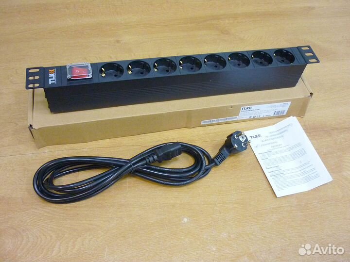 Блок розеток TLK-RSC08-MTF-01-BK с кабелем