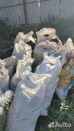 Чернозем, навоз, конский перегной в мешках