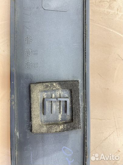 Молдинг заднего правого крыла Land cruiser 100