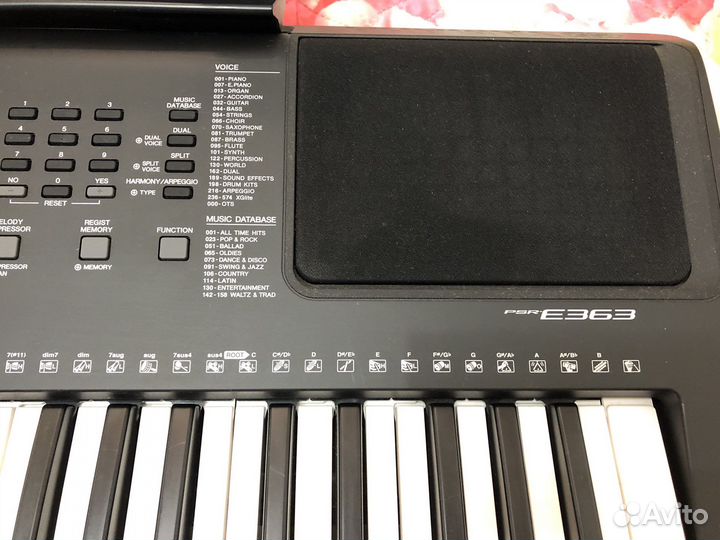 Синтезатор yamaha+ педаль