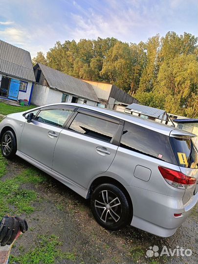 Toyota Wish 1.8 CVT, 2011, 136 000 км