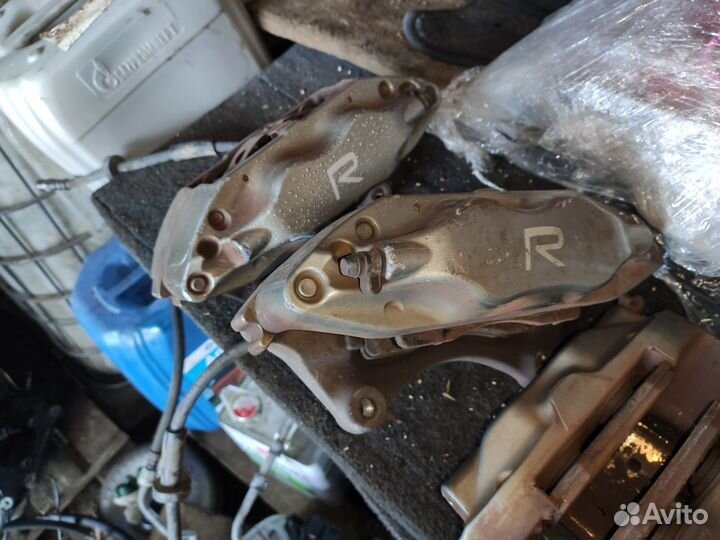 Комплект суппортов Brembo для Volvo S60R, V70R