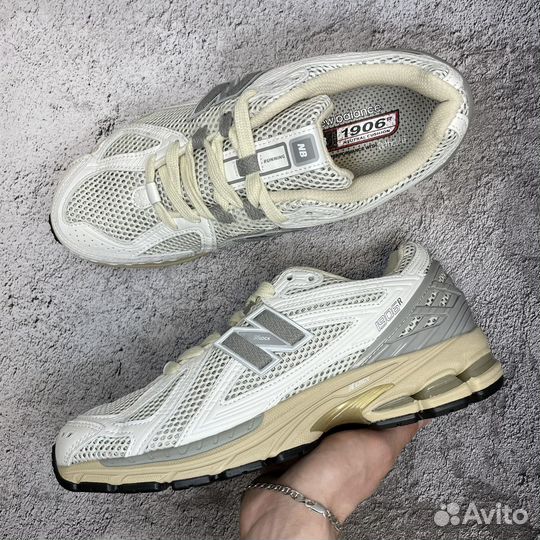 Кроссовки New Balance 1906R